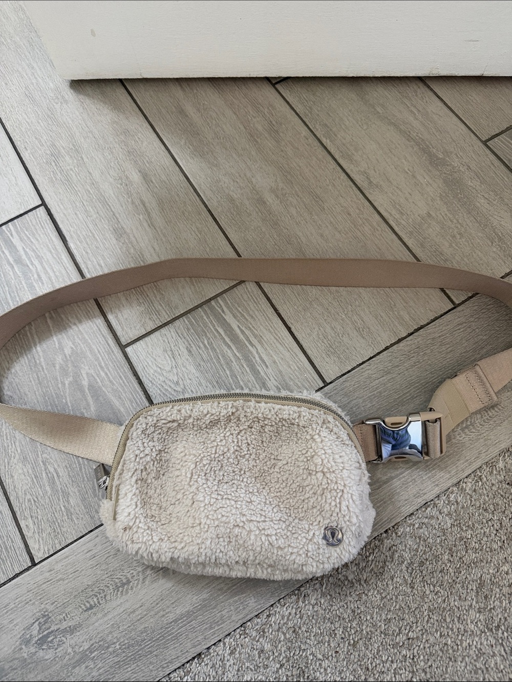 lulu lemon sherpa crossbody
